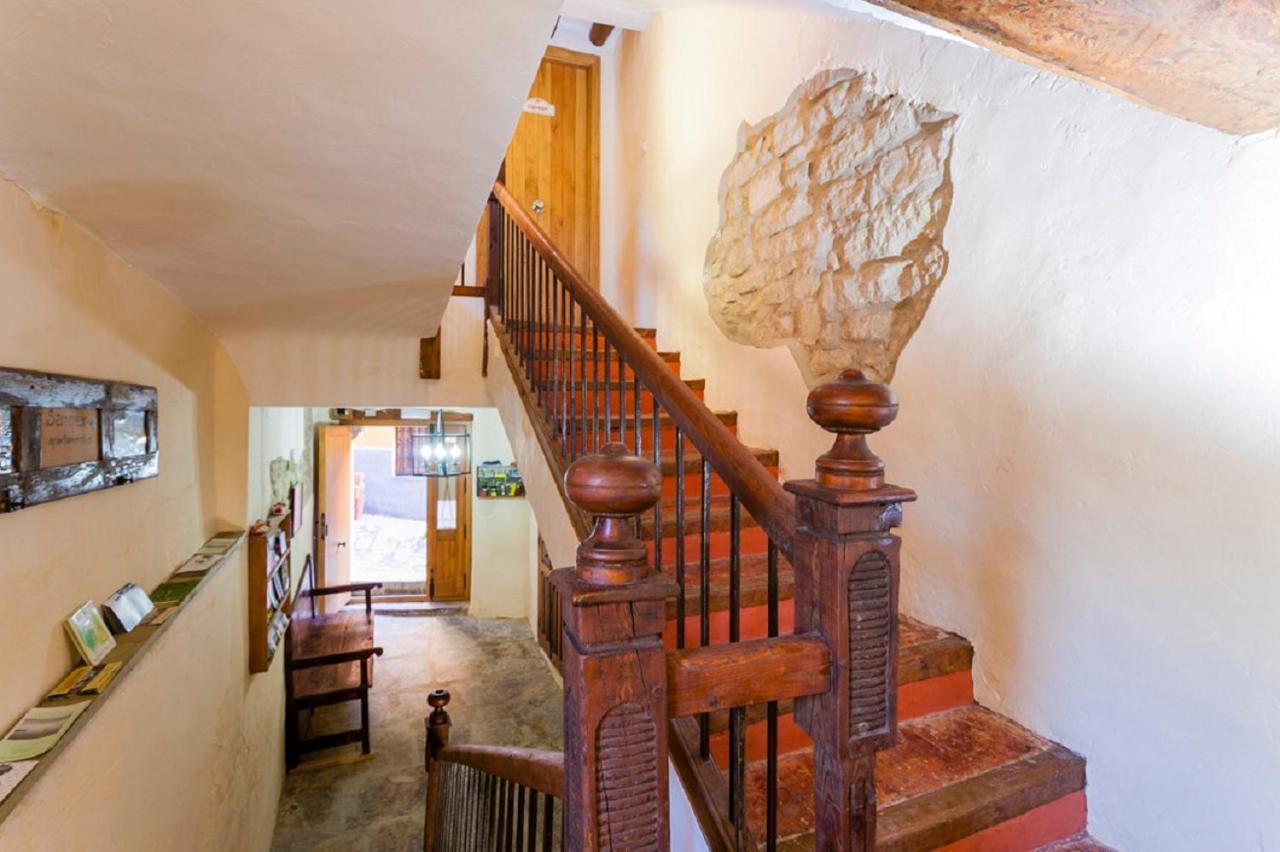 Apartamentos Casa Samper Санта-Эулалия-де-Гальего Экстерьер фото