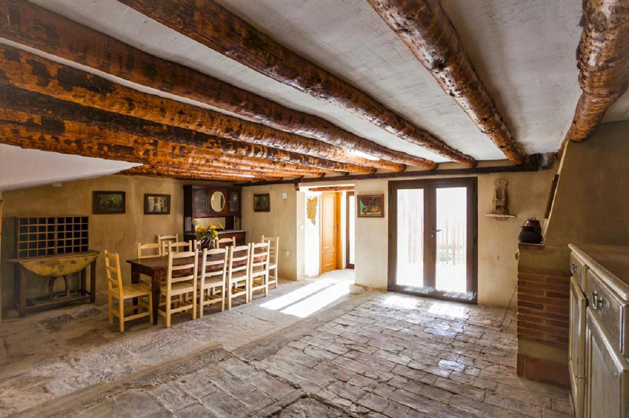 Apartamentos Casa Samper Санта-Эулалия-де-Гальего Экстерьер фото