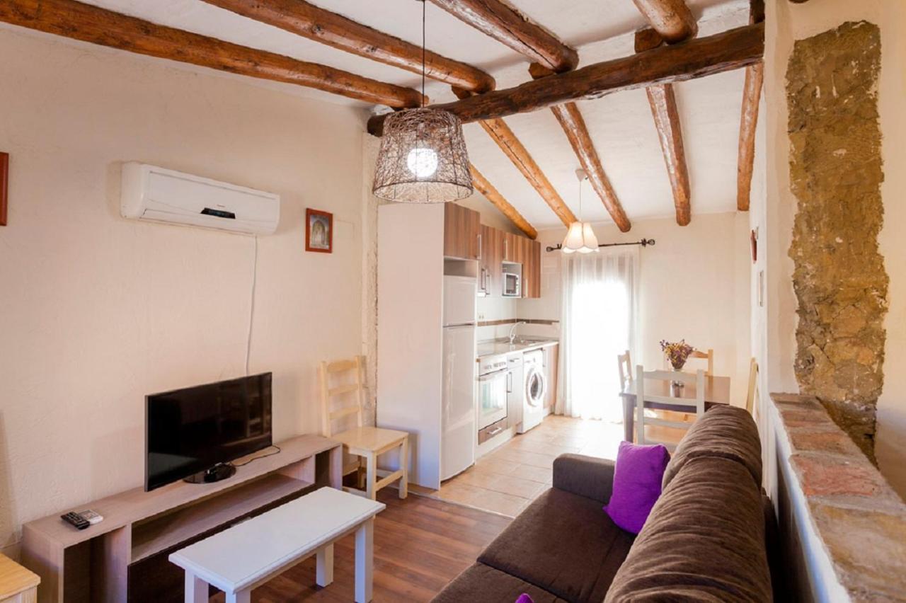 Apartamentos Casa Samper Санта-Эулалия-де-Гальего Экстерьер фото