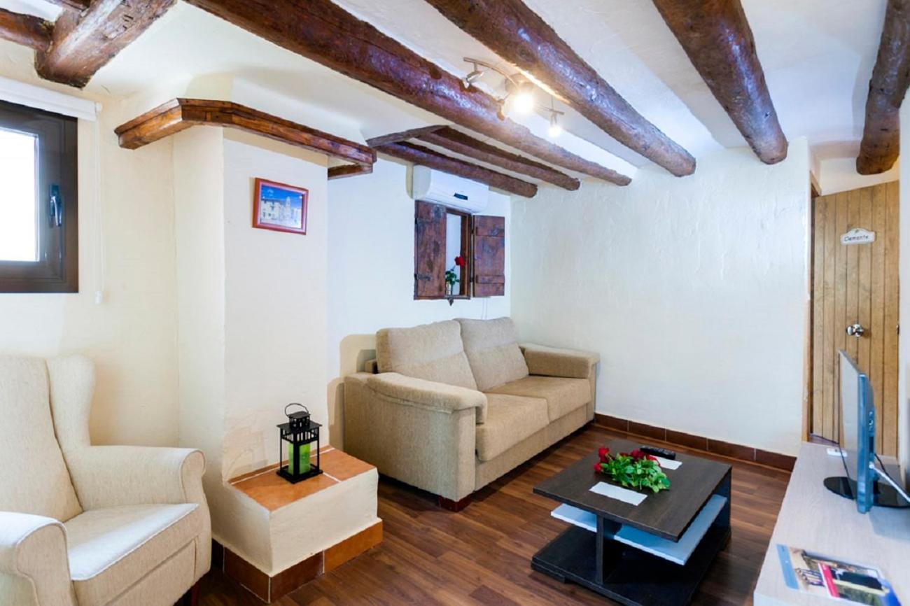 Apartamentos Casa Samper Санта-Эулалия-де-Гальего Номер фото